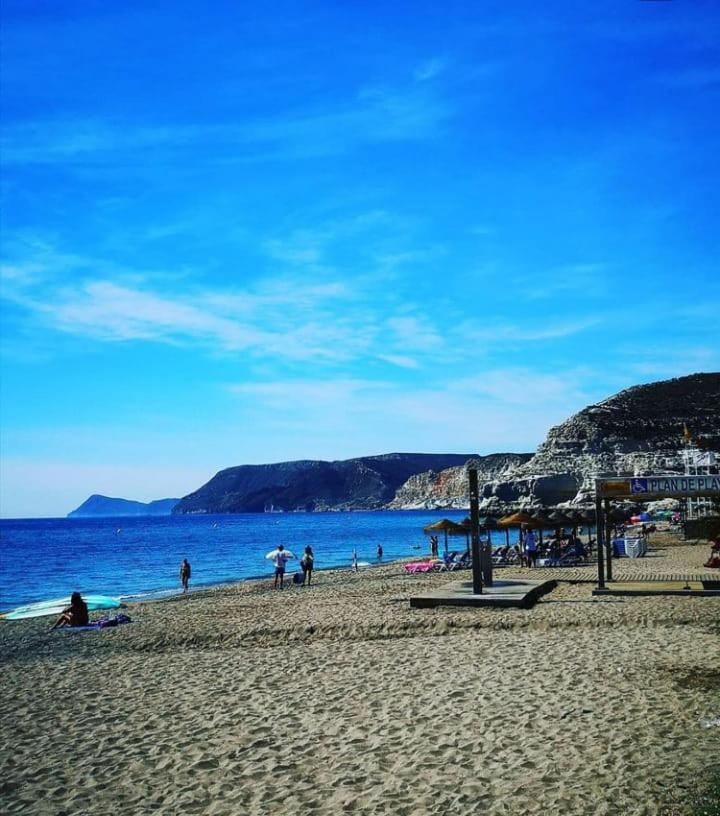 Casa Del Pez Vivienda A Pie De Calle En Agua Amarga A 250 Metros De La Playa Exteriör bild